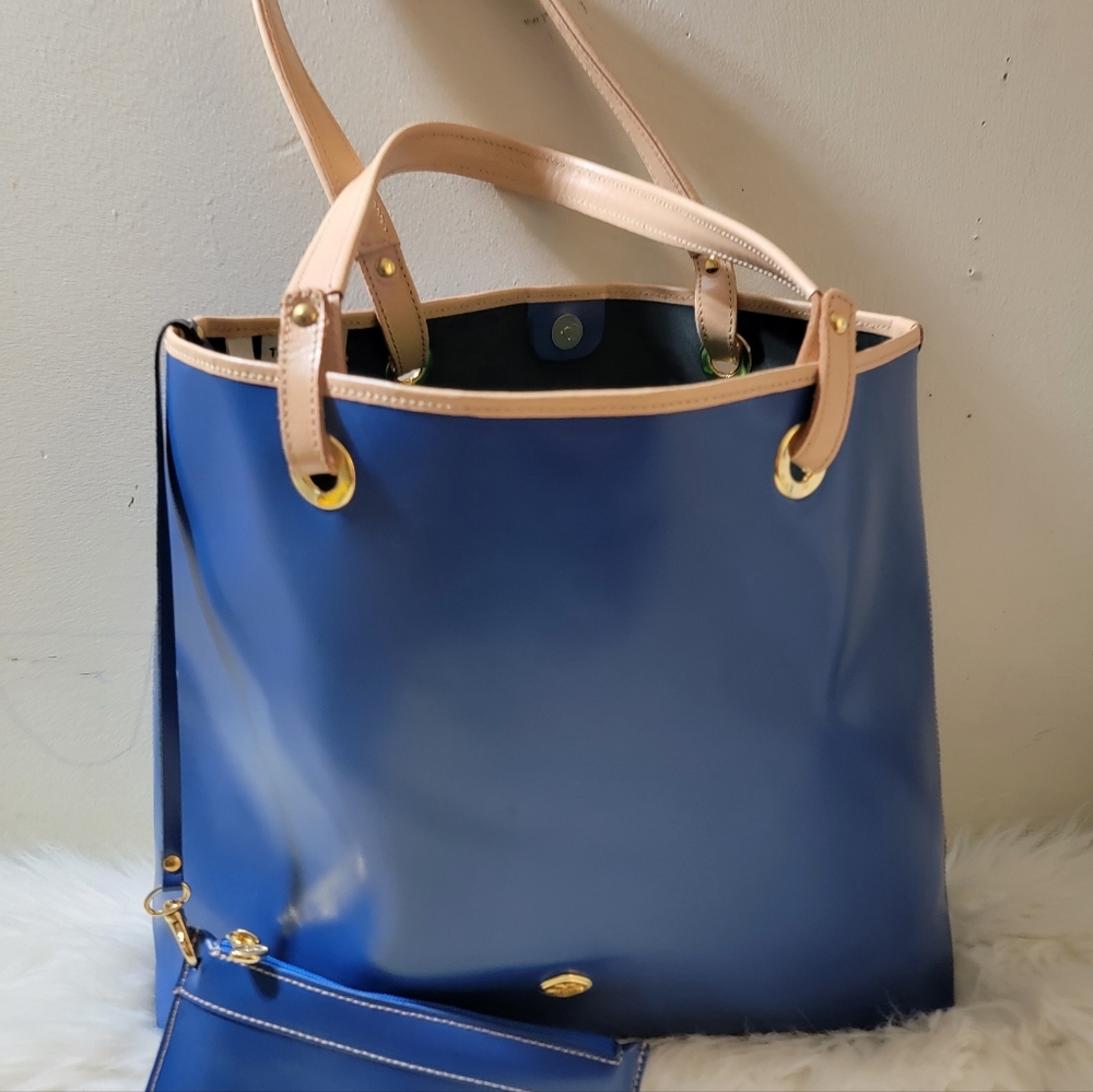 The Trend tote bag with wristlet